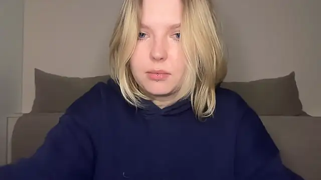 Ophelia Ritz online show from March 21, 11:32 pm