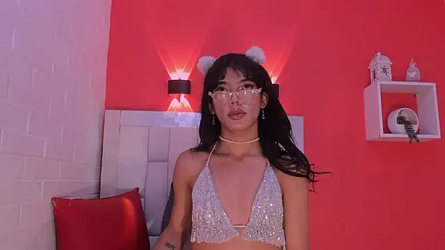 Baby doll XOXO online show from February 2, 7:35 pm