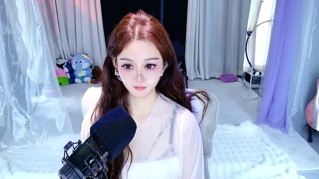 Dancer Lucky-Nini online show from February 1, 6:45 am