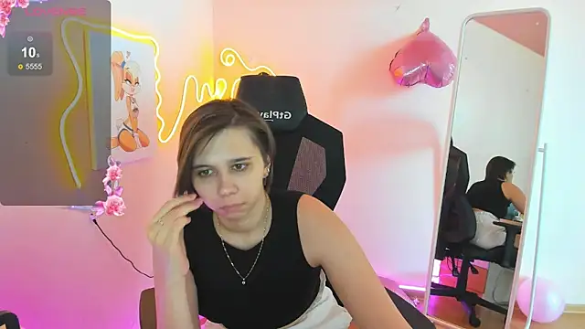 Scarlet Sirenn online show from February 2, 8:46 am