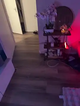 hottogetherNL online show from February 24, 10:30 pm