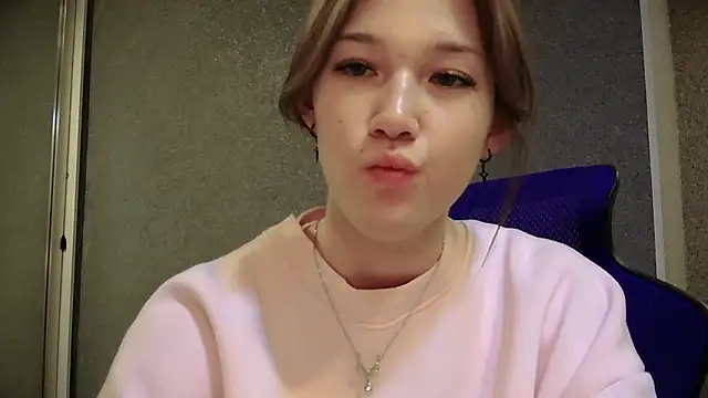lilXdomiii online show from June 3, 2:33 pm
