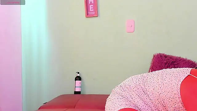 teresamature online show from April 1, 7:33 pm