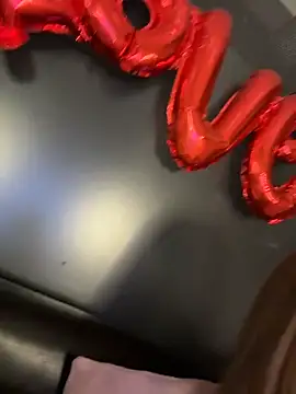 -Kitty Kiss- online show from March 9, 3:42 am