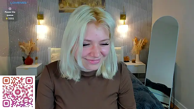 Kate Krose online show from April 15, 9:54 am