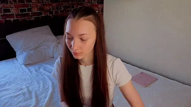 Lollyops online show from April 18, 4:15 am