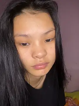 siting00 online show from March 22, 3:18 pm