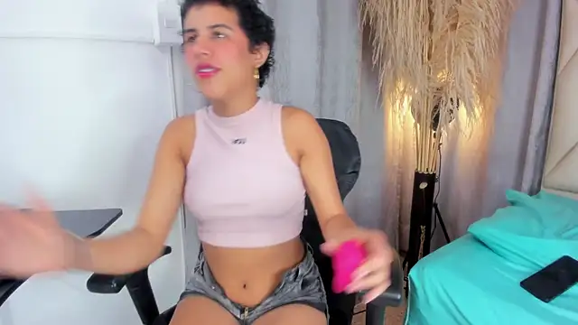 LunaCrop online show from February 28, 12:15 pm