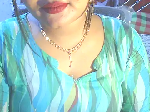 Nusrat Faria online show from March 27, 5:13 pm