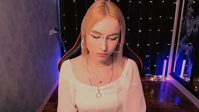 crybambi online show from February 21, 8:15 am