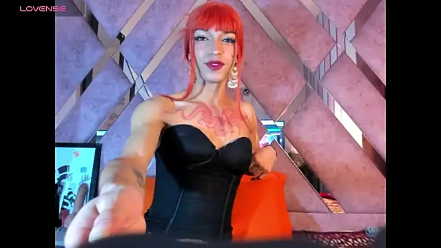 MeghanQueen   online show from March 19, 5:01 am