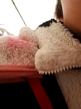 Jyllyy online show from February 1, 3:05 am