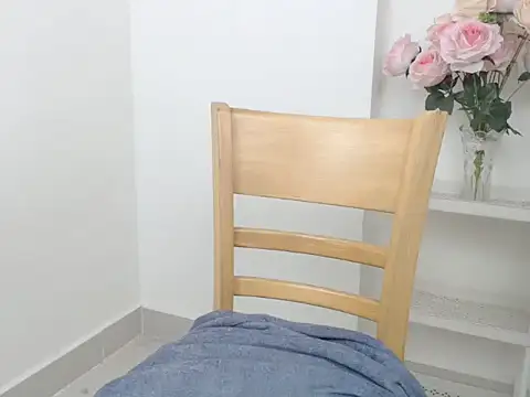 Rose Thorny2k online show from April 4, 7:51 am