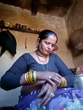 Gudid209896 online show from April 11, 8:51 am