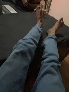 Indian-gentleman teen online show from April 15, 9:15 pm