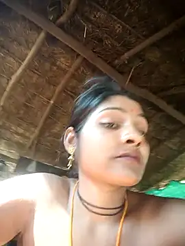 Hotty raghni online show from February 6, 8:18 am