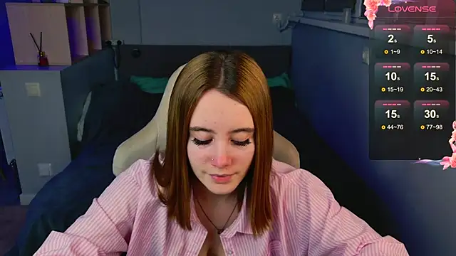 Snapshot of Caeliaa chatting on February 23, 6:40 pm Caeliaa online show from February 23, 6:40 pm