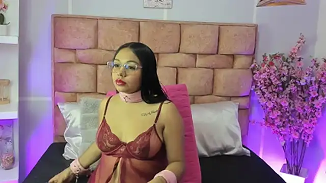 amy noa online show from February 17, 12:54 am