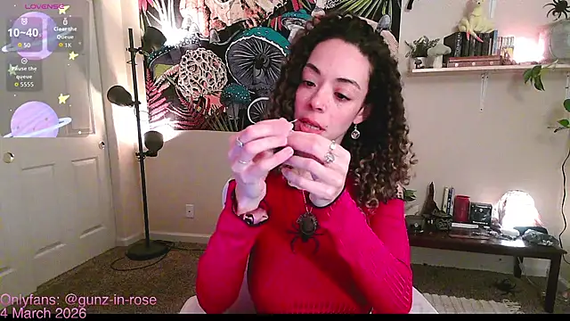 gunzinrose online show from March 4, 3:29 pm