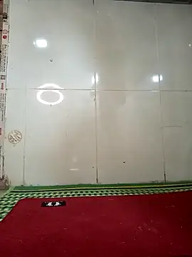 Vyvvyy69 online show from April 13, 9:32 am