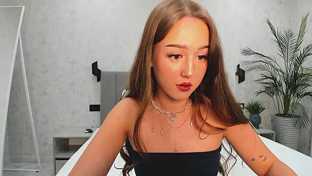 G0od girl online show from February 4, 10:18 am