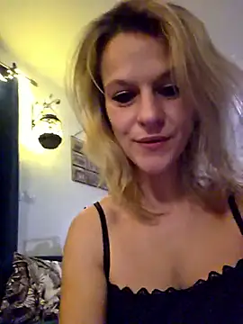 Couple-Kiwii-Orchidee-Boy online show from February 28, 11:04 pm