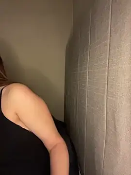 romyamo online show from February 3, 4:54 am