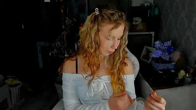 Marcellis Charm online show from February 7, 8:35 pm