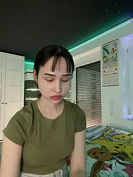 Just-Lilly online show from February 21, 2:18 pm