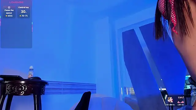 mara-lane online show from March 17, 1:37 pm