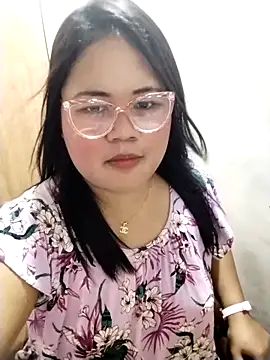 biggbooty15 online show from March 2, 7:15 am