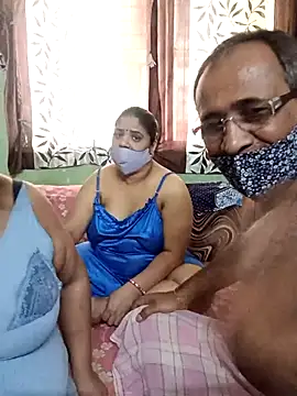 HoneyHush online show from March 2, 9:27 am