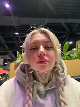 Chiibi online show from February 17, 10:03 am