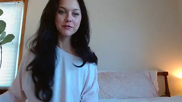 MaddiHarlow online show from February 19, 5:01 pm