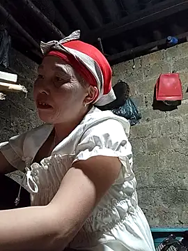 lena-cute online show from March 12, 1:36 pm