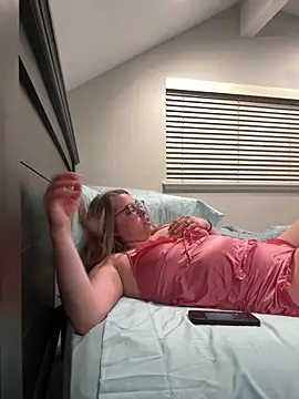 xxlivecouple online show from March 9, 6:27 am