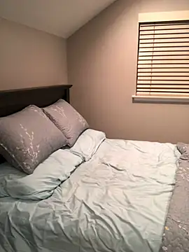 xxlivecouple online show from March 11, 4:17 am