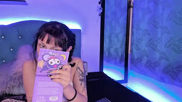 Gemma honey online show from March 23, 1:17 pm