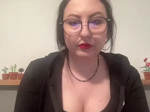 DorothyJoy online show from February 9, 7:10 am