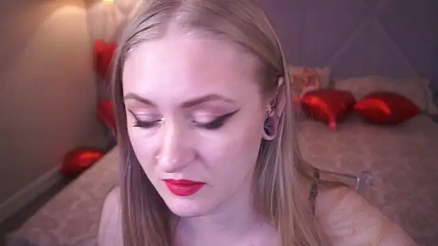 DramaQuenns online show from February 11, 7:32 am