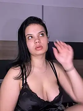 Karolina Velvet online show from March 7, 10:50 pm