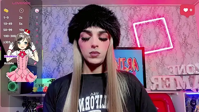 Maddye Fox online show from March 28, 7:13 pm