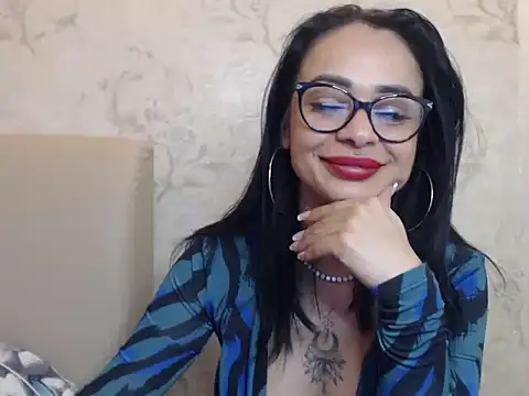 BrianaBloom online show from March 4, 7:53 pm