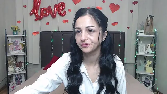 EvaClarkk online show from April 19, 5:29 am