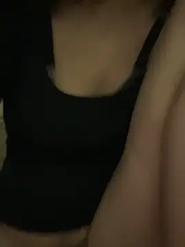 Miu Xinh online show from March 5, 4:47 pm