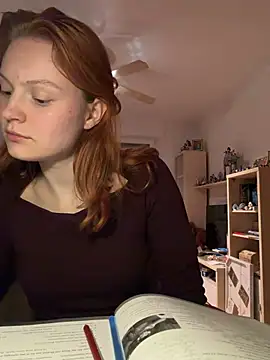 mad girlygirl online show from February 4, 7:17 pm