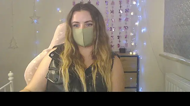 Avelina1 online show from March 18, 10:42 am