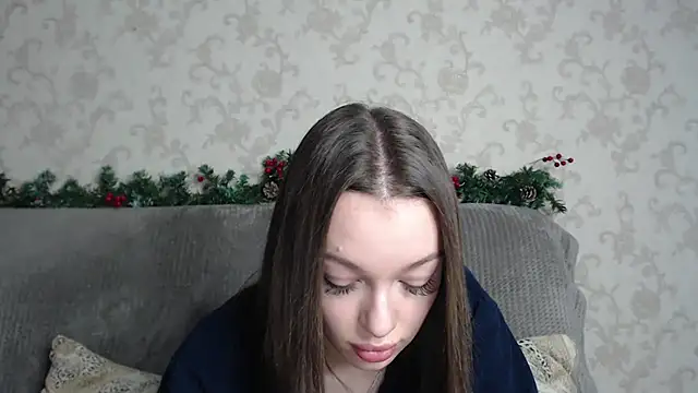 CandyGyrl online show from February 10, 8:28 am