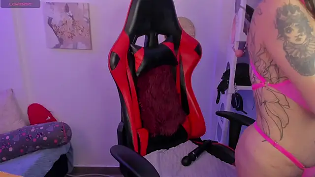 Lexyy evanss1 online show from April 16, 6:03 am