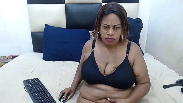 MatureTemptress online show from March 11, 2:16 am